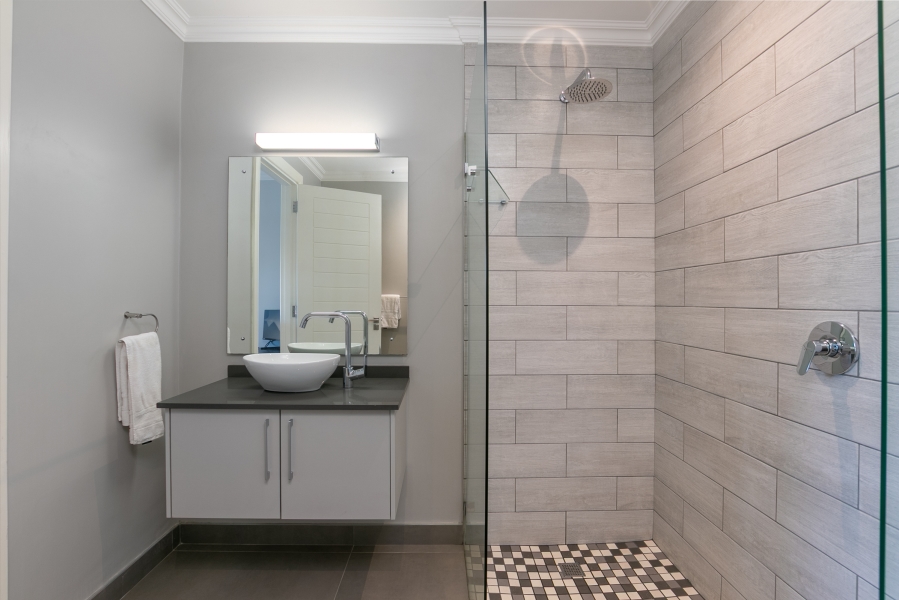 4 Bedroom Property for Sale in Kingfisher Creek Western Cape